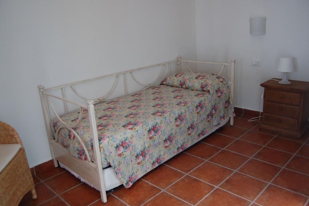 Borgo Valmarina Aparthotel Follonica Kamer foto