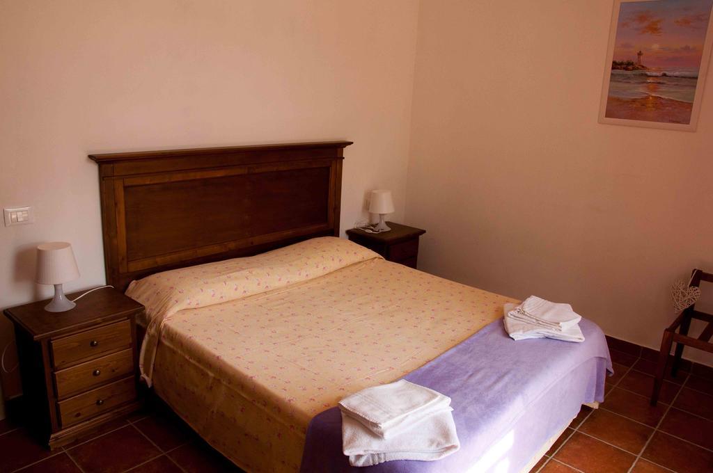 Borgo Valmarina Aparthotel Follonica Kamer foto